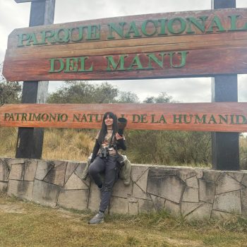 anaamable_birdsofperu_peruwomenbirdersManuroad1
